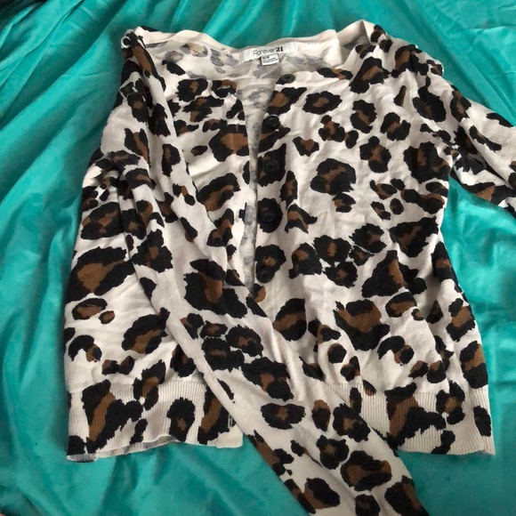 Cardigan - Picture 1 of 2